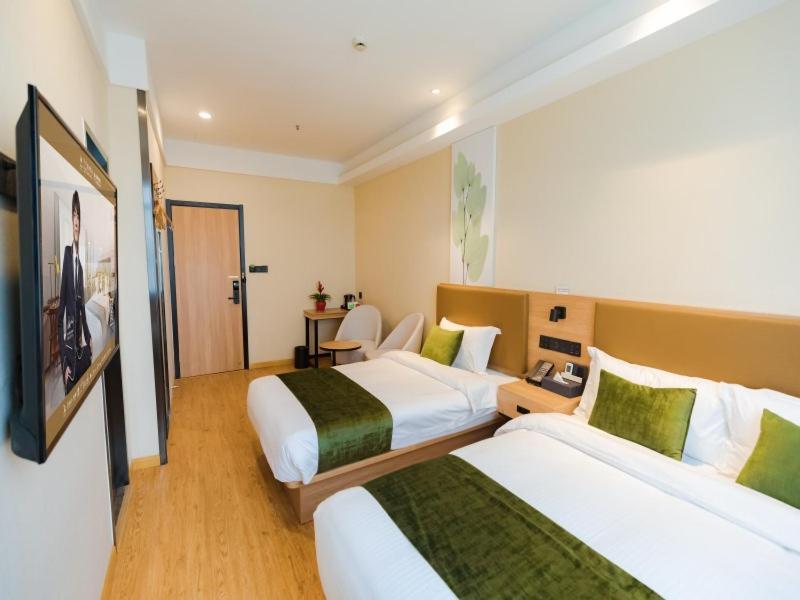 Greentree Inn Shanghai Huangxing Park Subway Station Express Hotel Eksteriør bilde