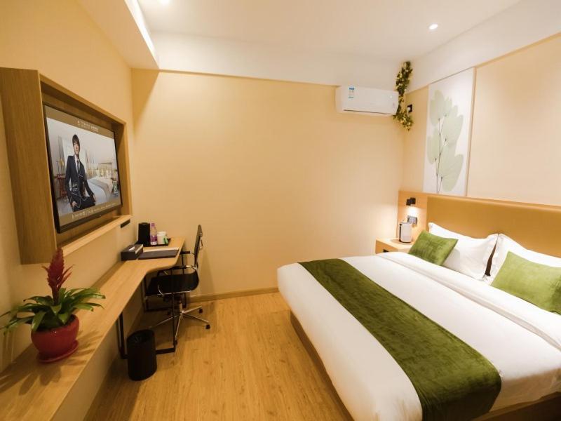 Greentree Inn Shanghai Huangxing Park Subway Station Express Hotel Eksteriør bilde