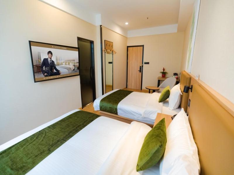 Greentree Inn Shanghai Huangxing Park Subway Station Express Hotel Eksteriør bilde