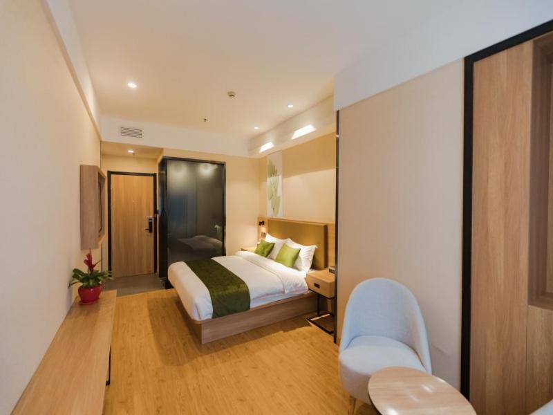 Greentree Inn Shanghai Huangxing Park Subway Station Express Hotel Eksteriør bilde