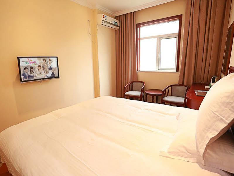 Greentree Inn Shanghai Huangxing Park Subway Station Express Hotel Eksteriør bilde